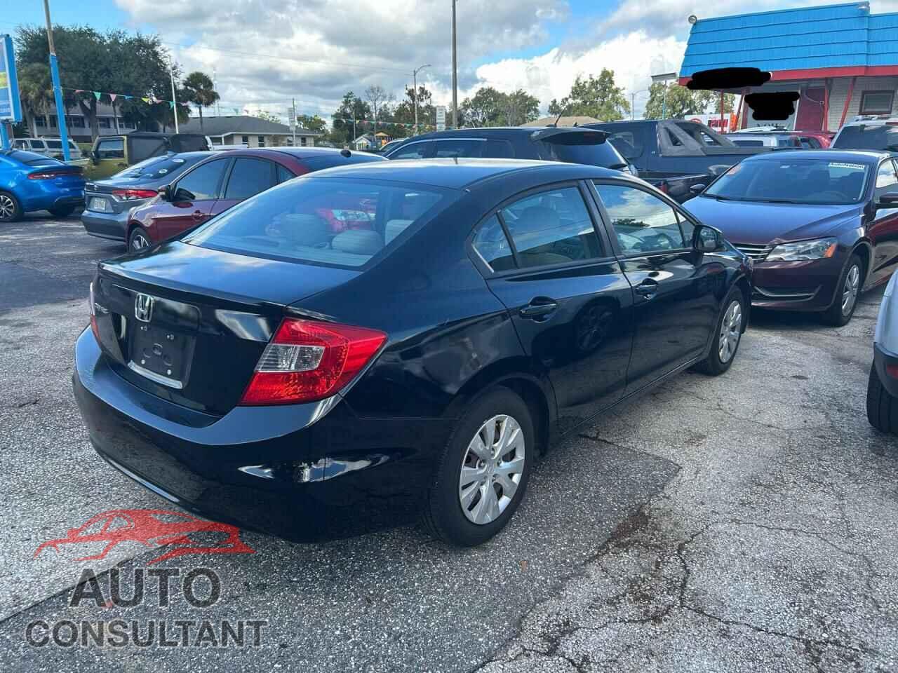 HONDA CIVIC 2012 - 2HGFB2F52CH594370