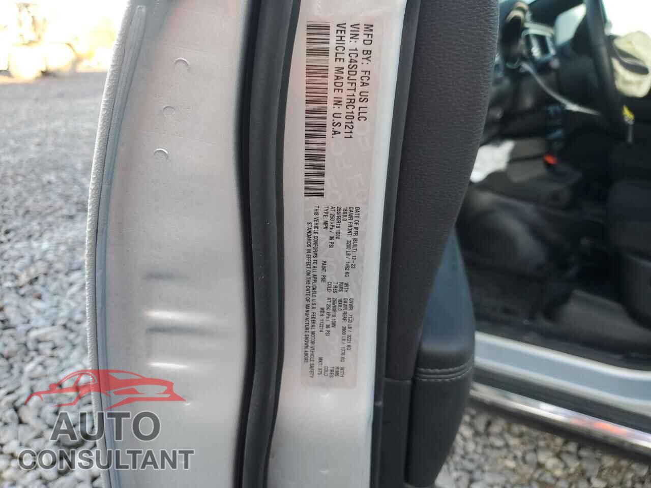 DODGE DURANGO 2024 - 1C4SDJFT1RC101211