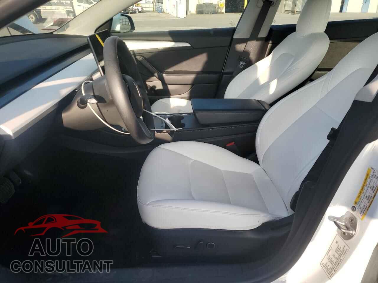 TESLA MODEL 3 2022 - 5YJ3E1EA9NF375206
