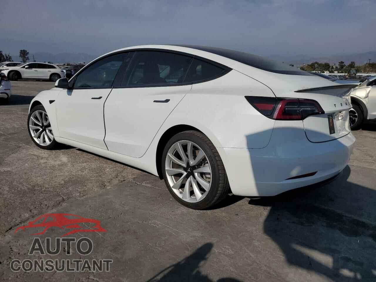 TESLA MODEL 3 2018 - 5YJ3E1EA7JF038706