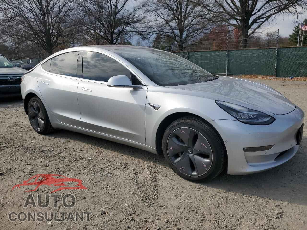 TESLA MODEL 3 2018 - 5YJ3E1EB7JF054476