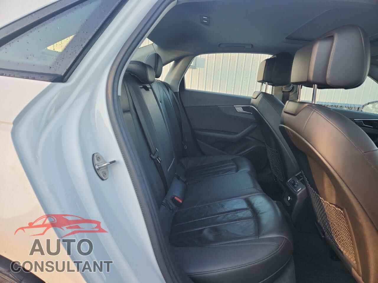 AUDI A4 2018 - WAUDNAF41JA070098
