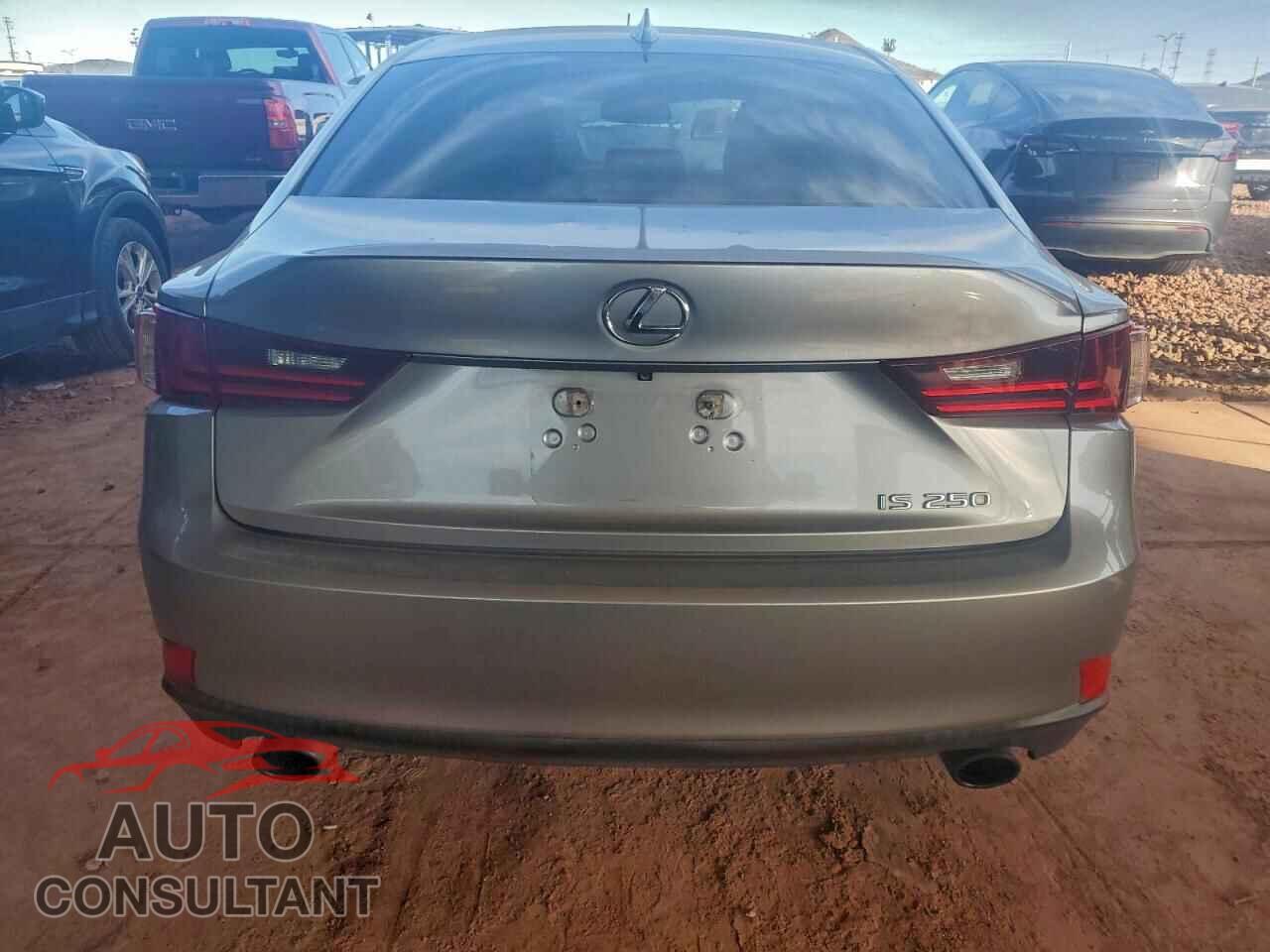 LEXUS IS 2014 - JTHBF1D22E5010711