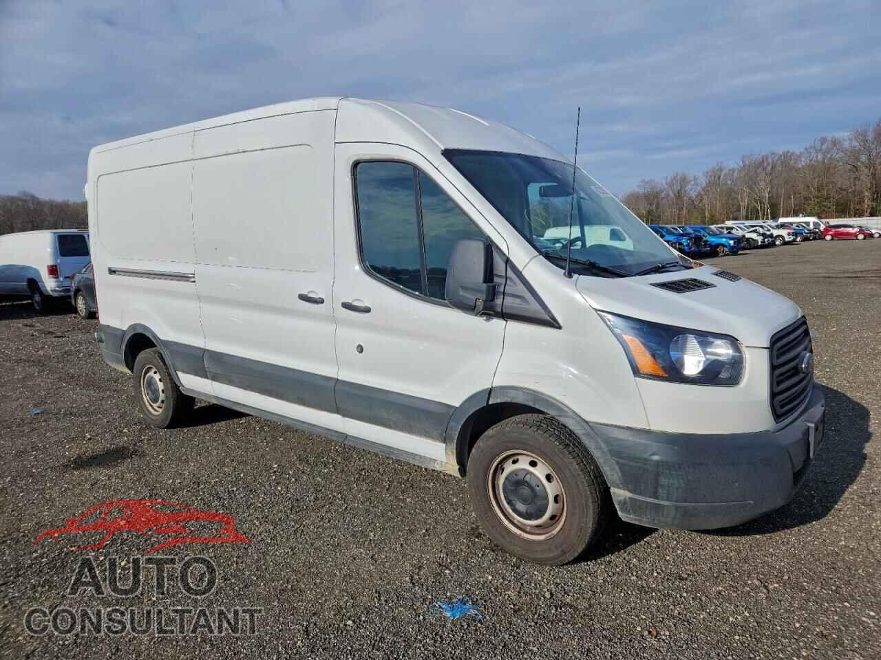 FORD TRANSIT 2019 - 1FTYR2CM3KKA00603