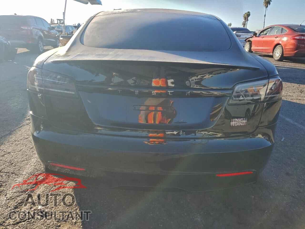 TESLA MODEL S 2023 - 5YJSA1E66PF511345