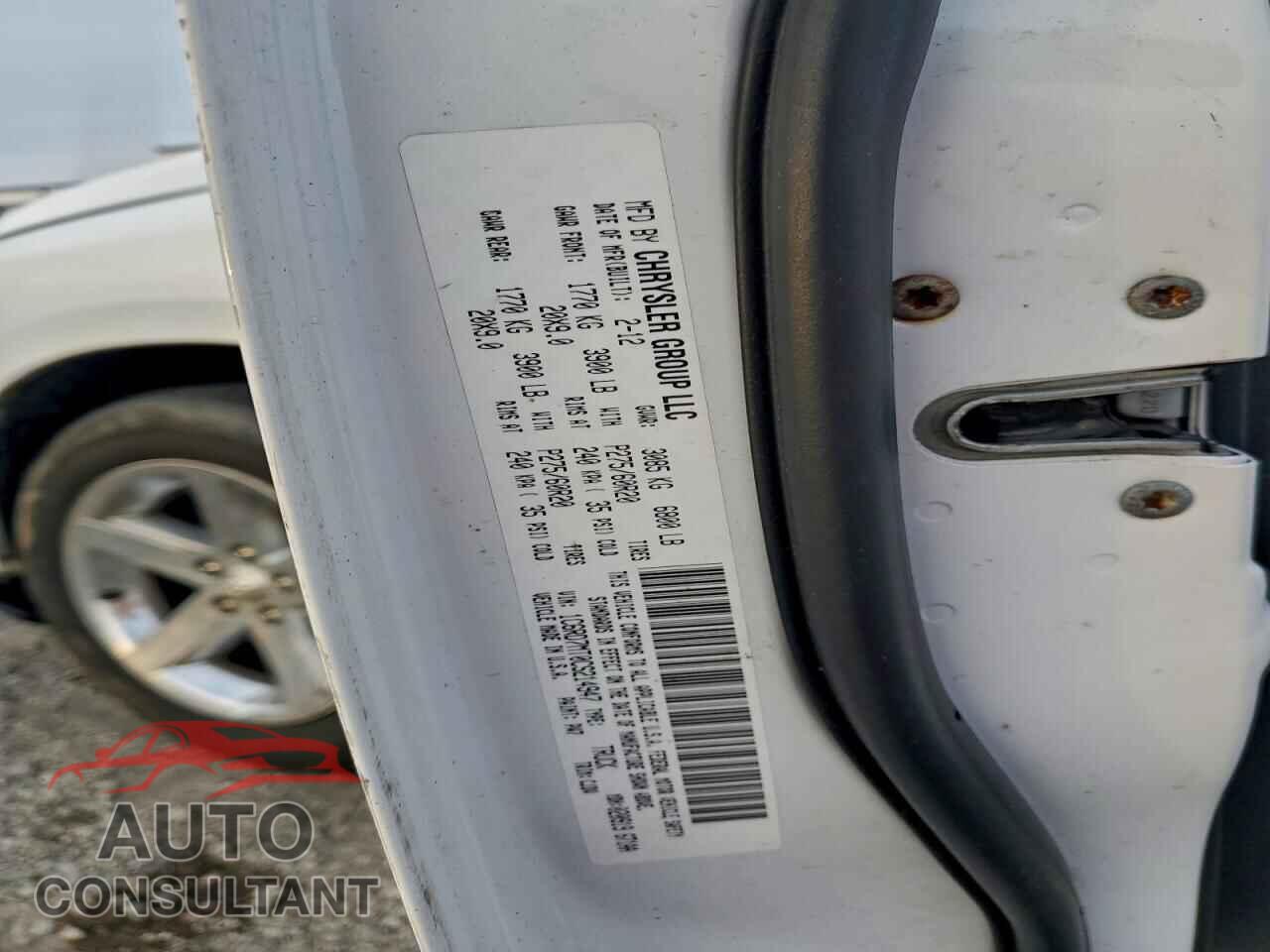 DODGE RAM 1500 2012 - 1C6RD7MT0CS214947
