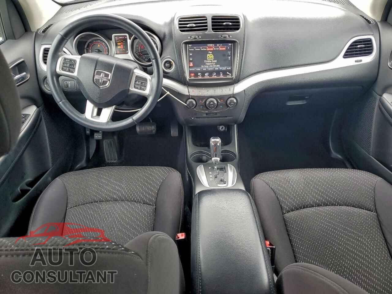 DODGE JOURNEY 2013 - 3C4PDCBG8DT690961