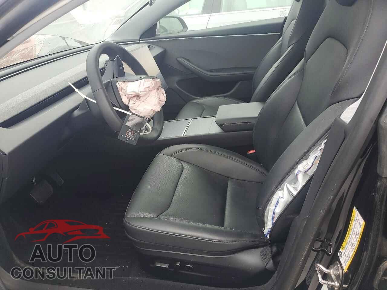 TESLA MODEL 3 2024 - 5YJ3E1EA2RF855707