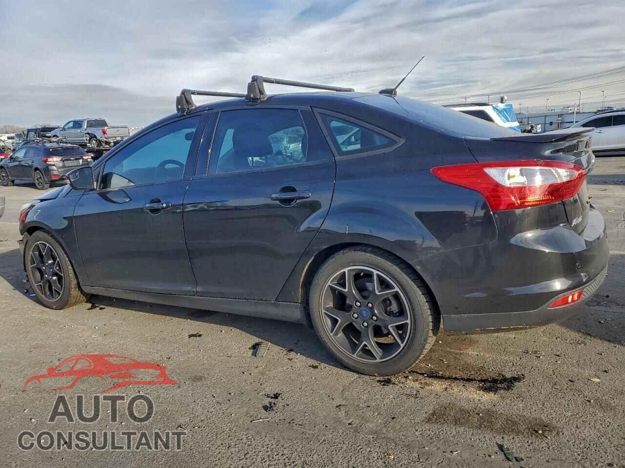 FORD FOCUS 2014 - 1FADP3F2XEL355910