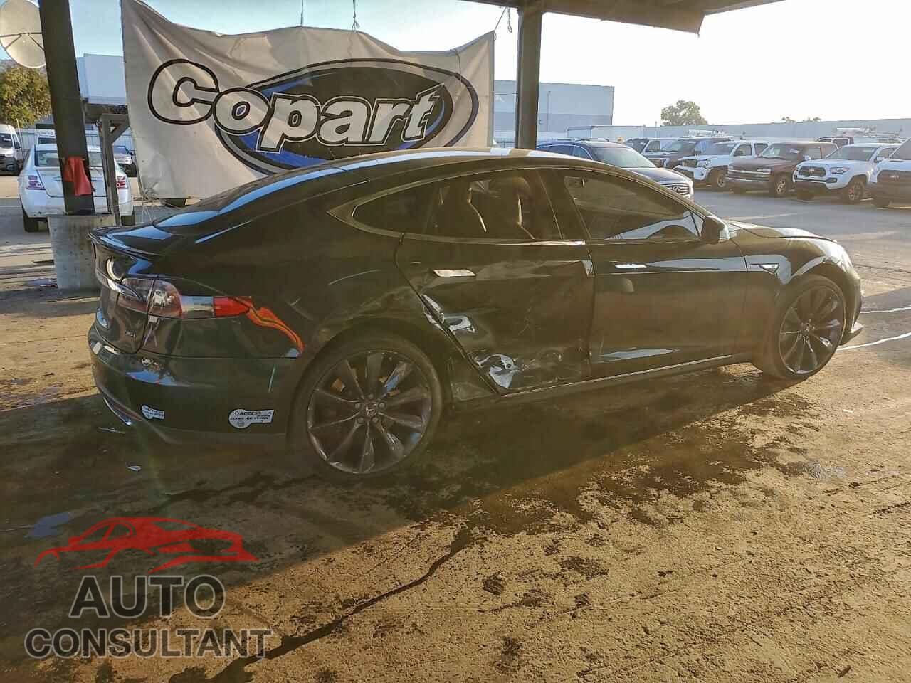TESLA MODEL S 2014 - 5YJSA1H1XEFP44545