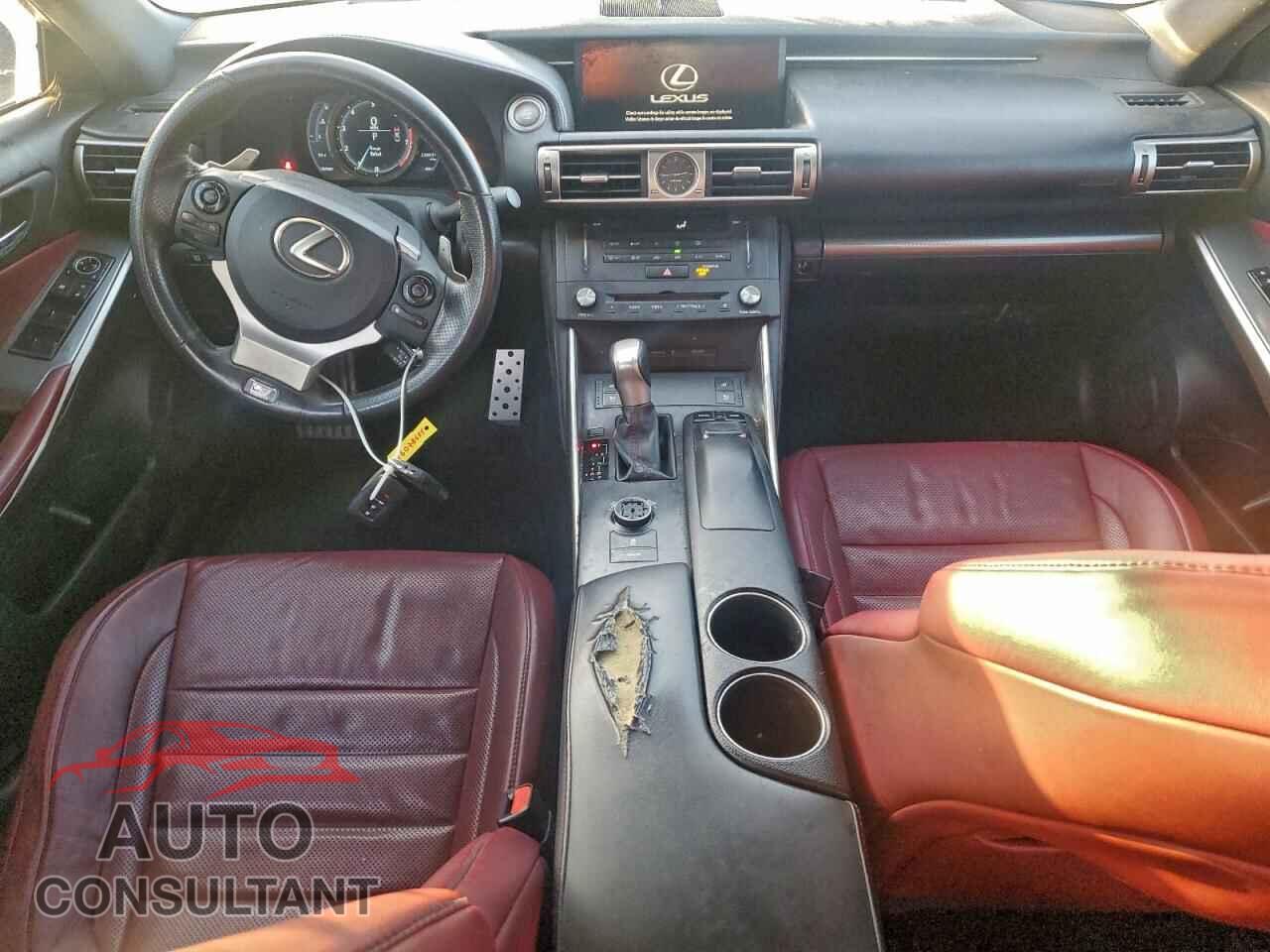 LEXUS IS 2015 - JTHBF1D22F5075981