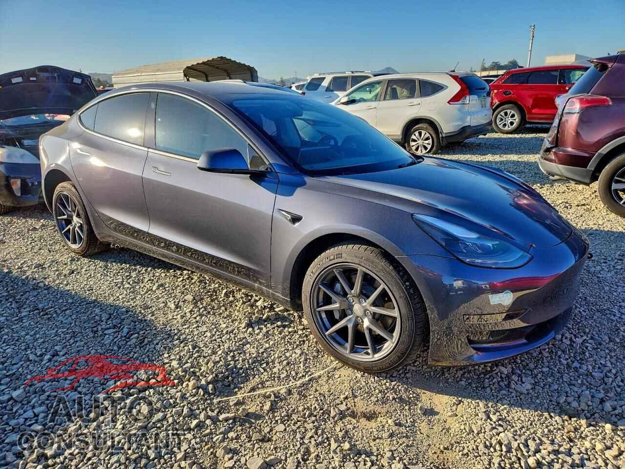 TESLA MODEL 3 2023 - 5YJ3E1EA0PF656037