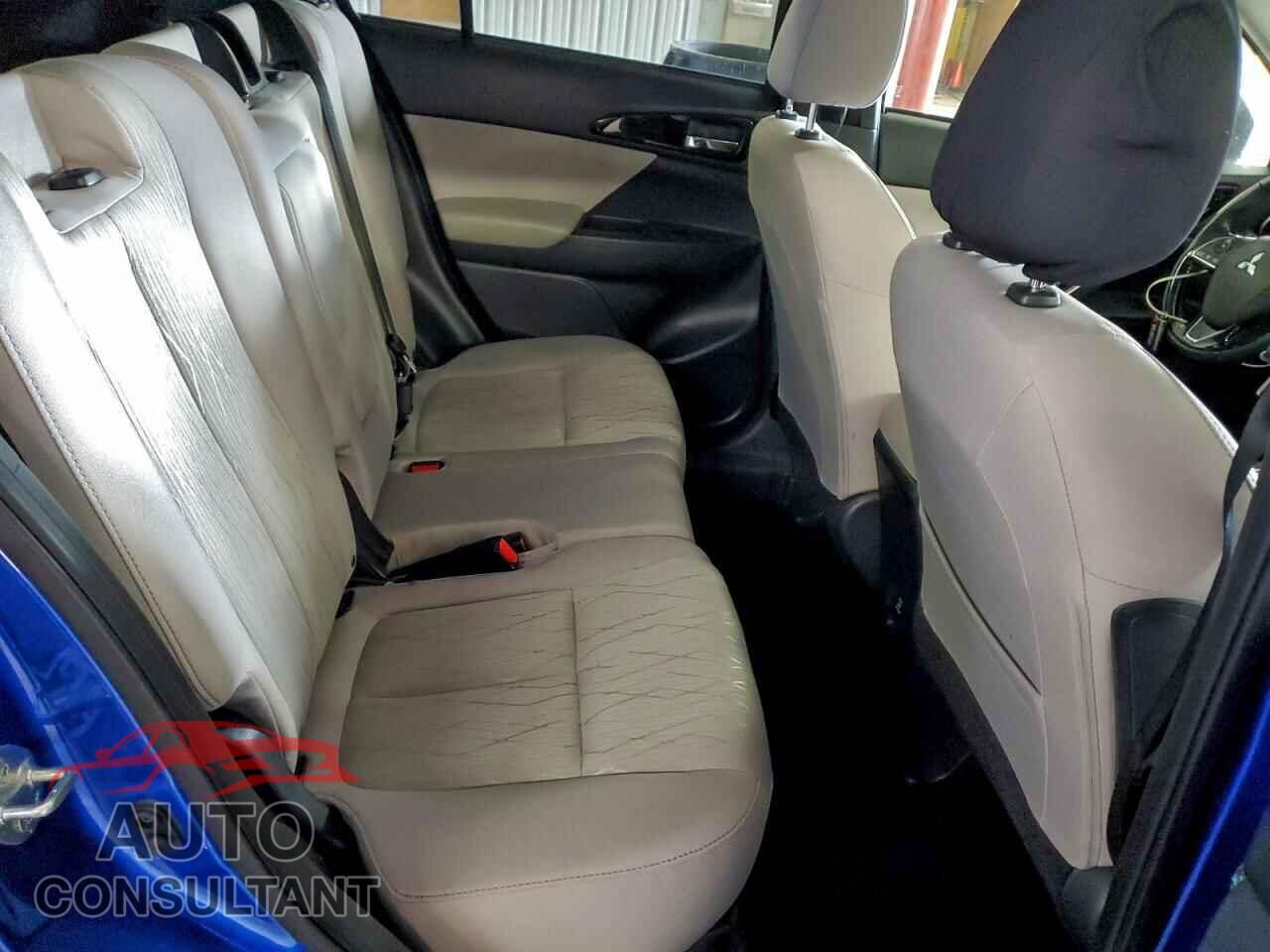 MITSUBISHI ECLIPSE 2019 - JA4AT5AA7KZ016690
