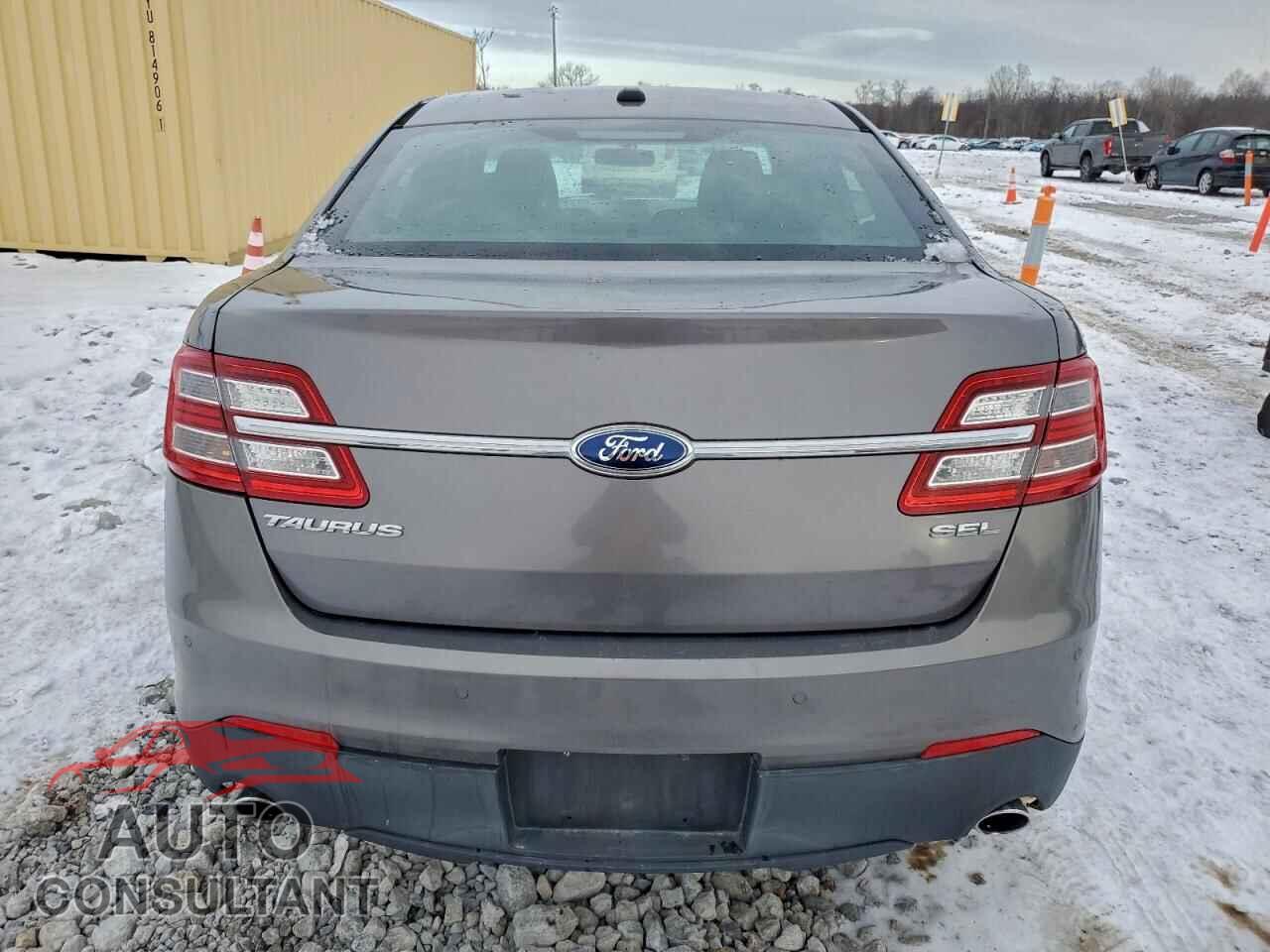 FORD TAURUS 2013 - 1FAHP2E83DG105238