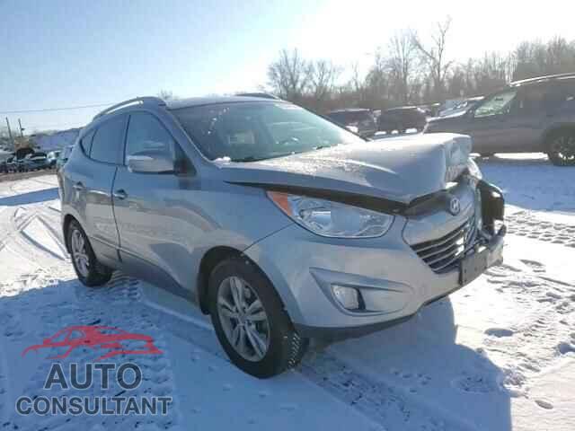 HYUNDAI TUCSON 2013 - KM8JUCAC8DU667332
