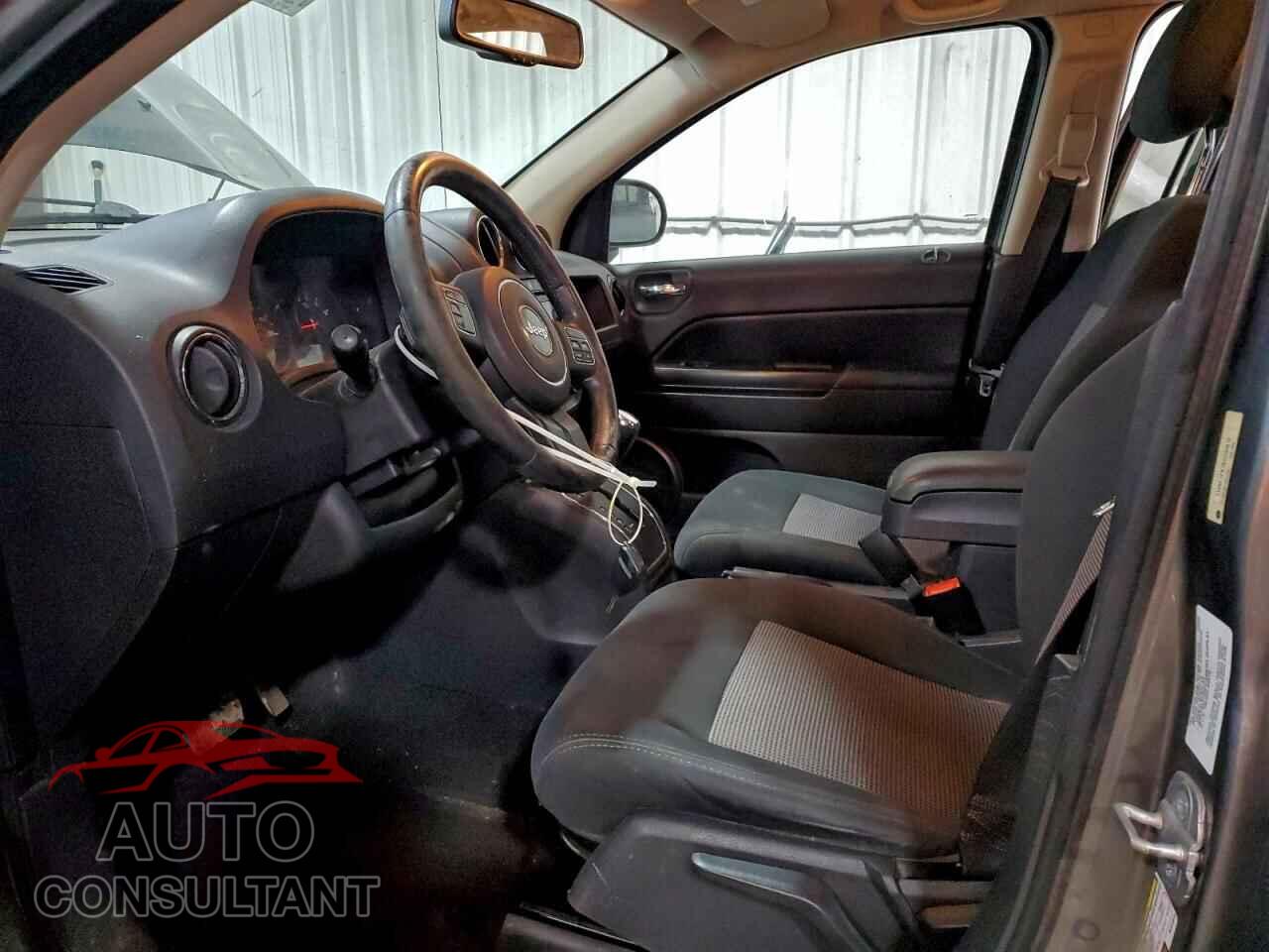 JEEP COMPASS 2011 - 1J4NF1FB7BD240610