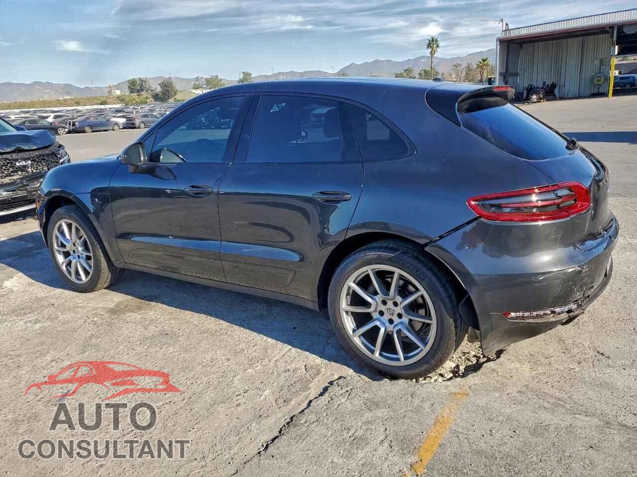 PORSCHE MACAN 2018 - WP1AA2A57JLB05057