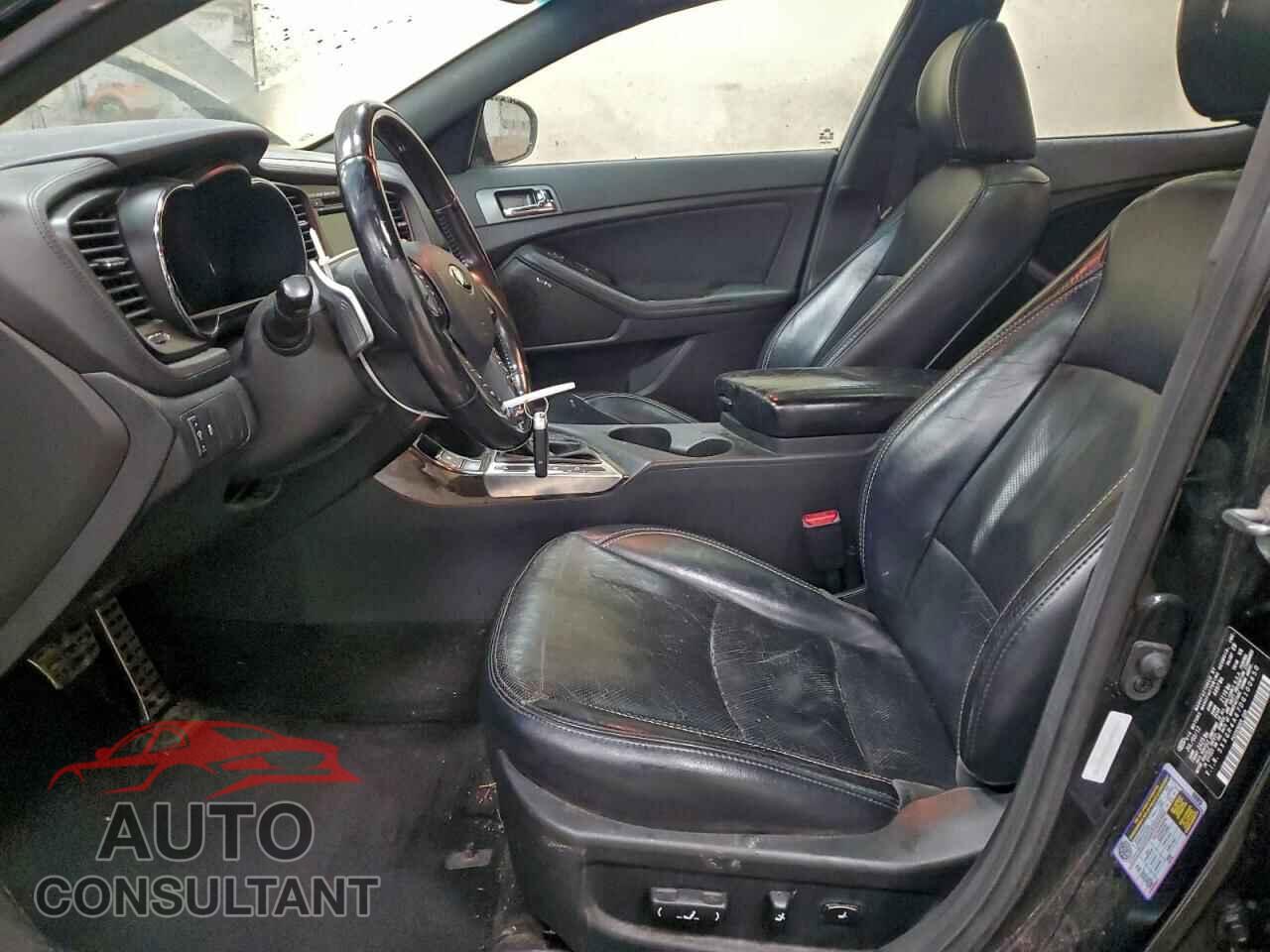 KIA OPTIMA 2013 - 5XXGR4A67DG100650