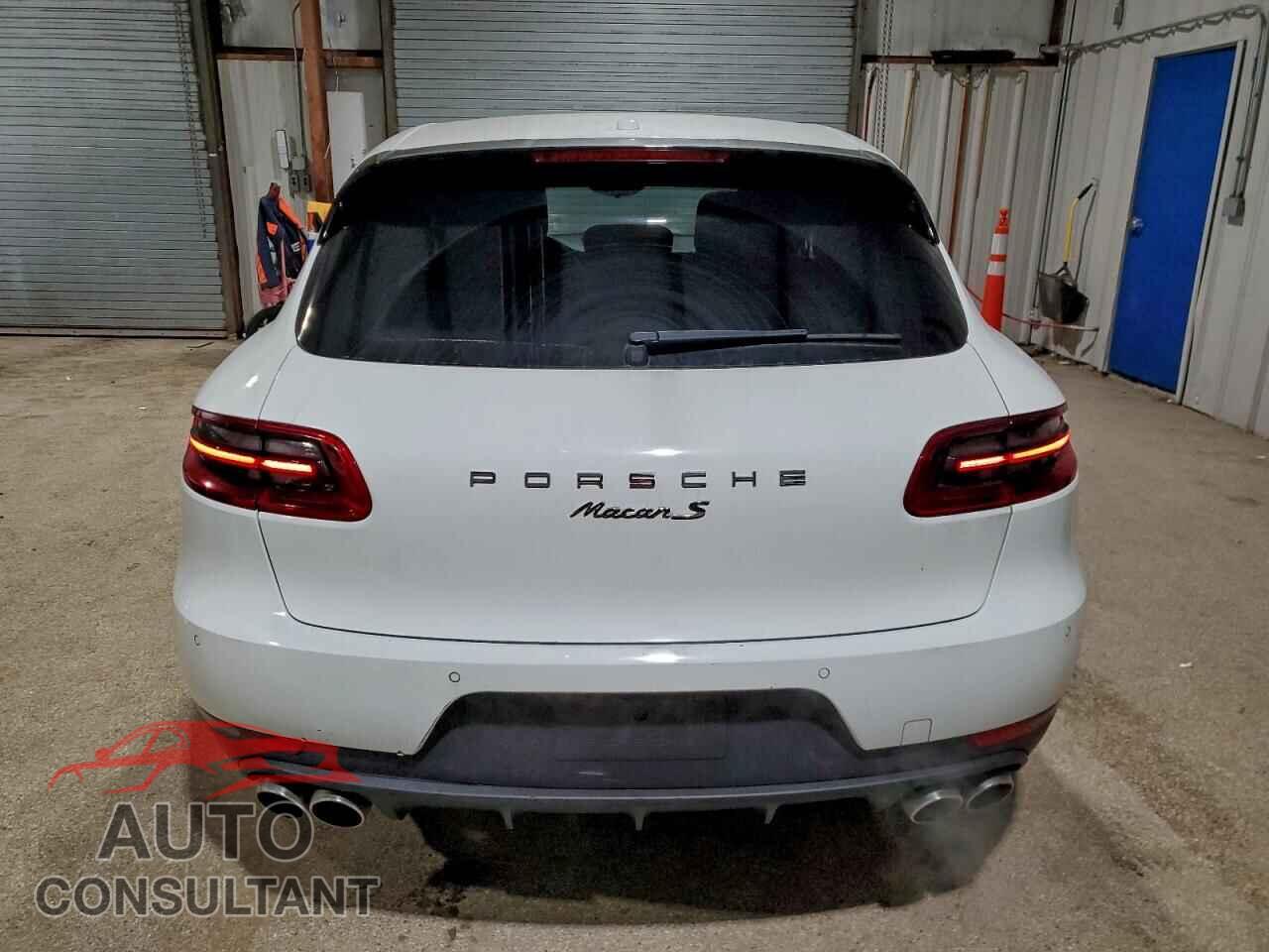 PORSCHE MACAN 2016 - WP1AB2A52GLB57301