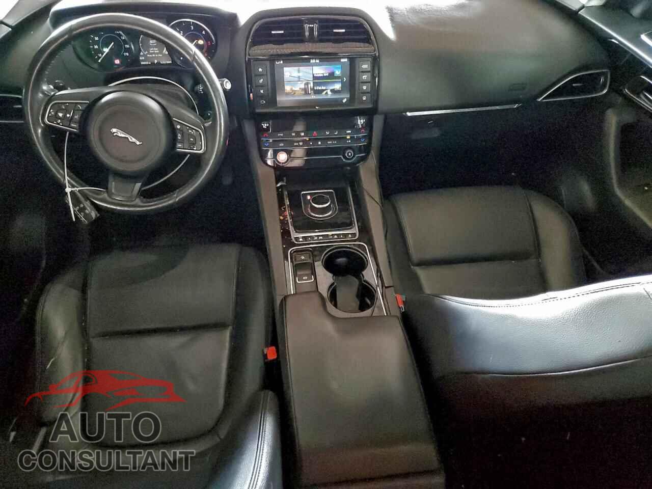 JAGUAR F-PACE 2017 - SADCS2BN5HA091109