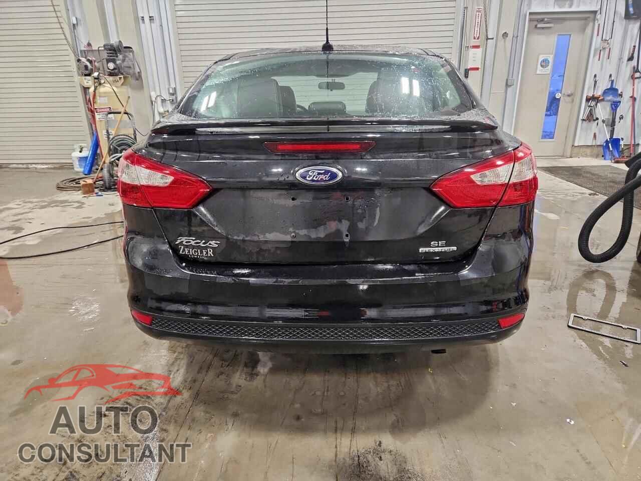 FORD FOCUS 2014 - 1FADP3F26EL389696