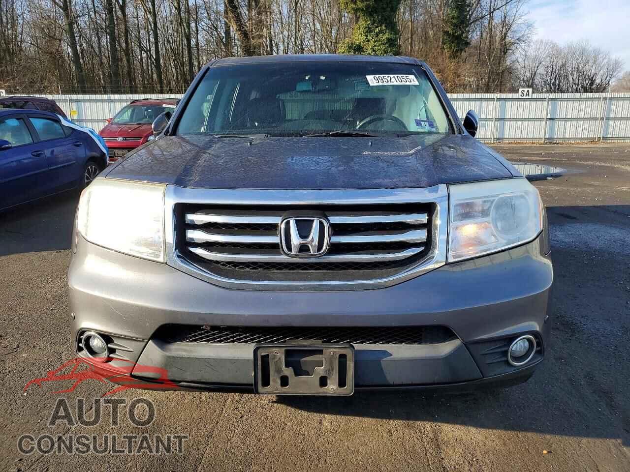 HONDA PILOT 2015 - 5FNYF4H94FB024663