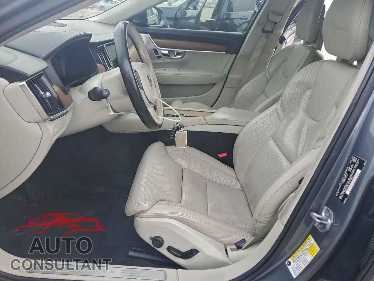 VOLVO S90 2017 - YV1A22ML3H1007748