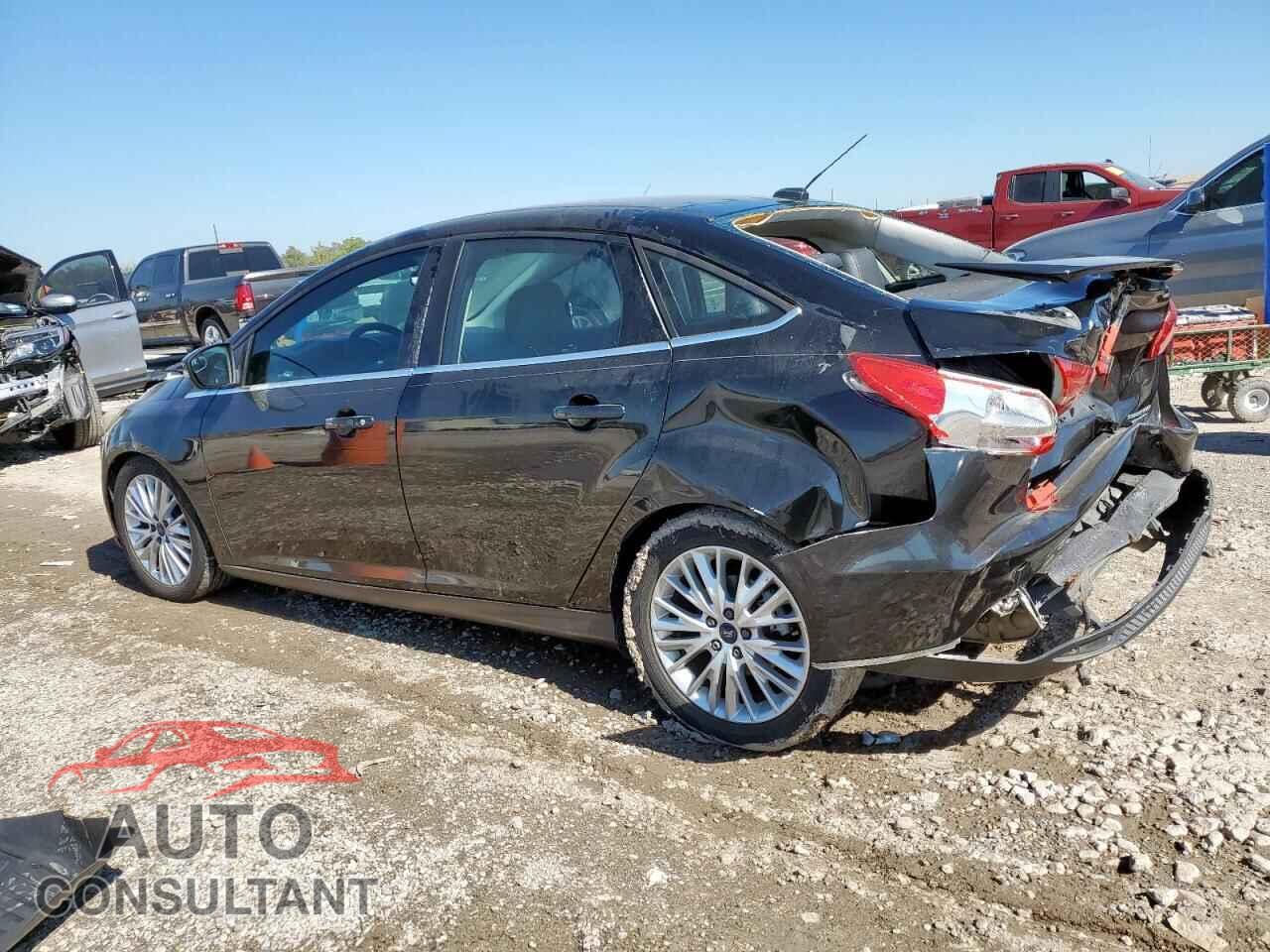 FORD FOCUS 2015 - 1FADP3J26FL261127