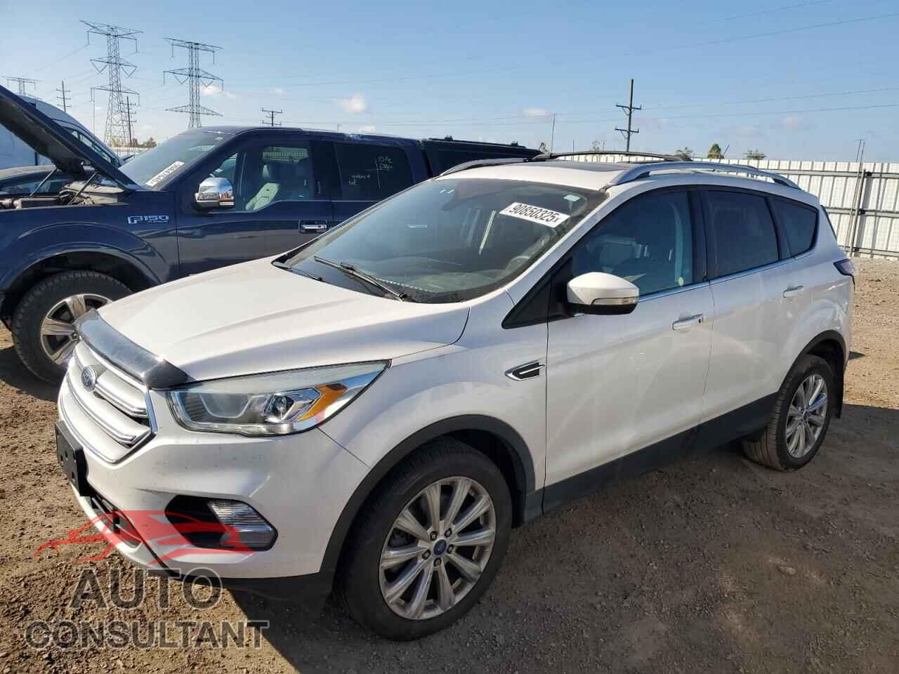 FORD ESCAPE 2017 - 1FMCU9JD8HUD03244