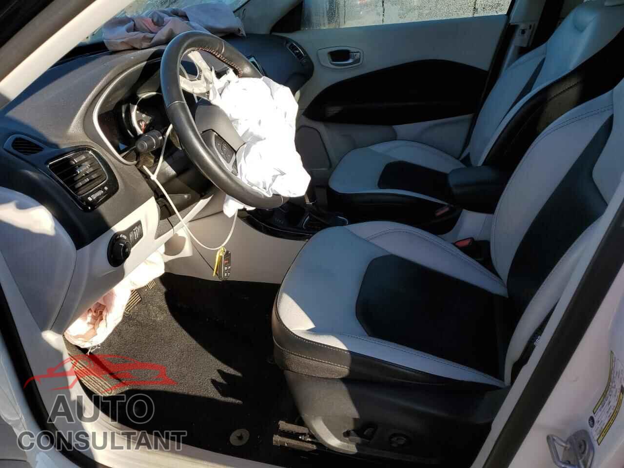 JEEP COMPASS 2018 - 3C4NJDCB0JT481329