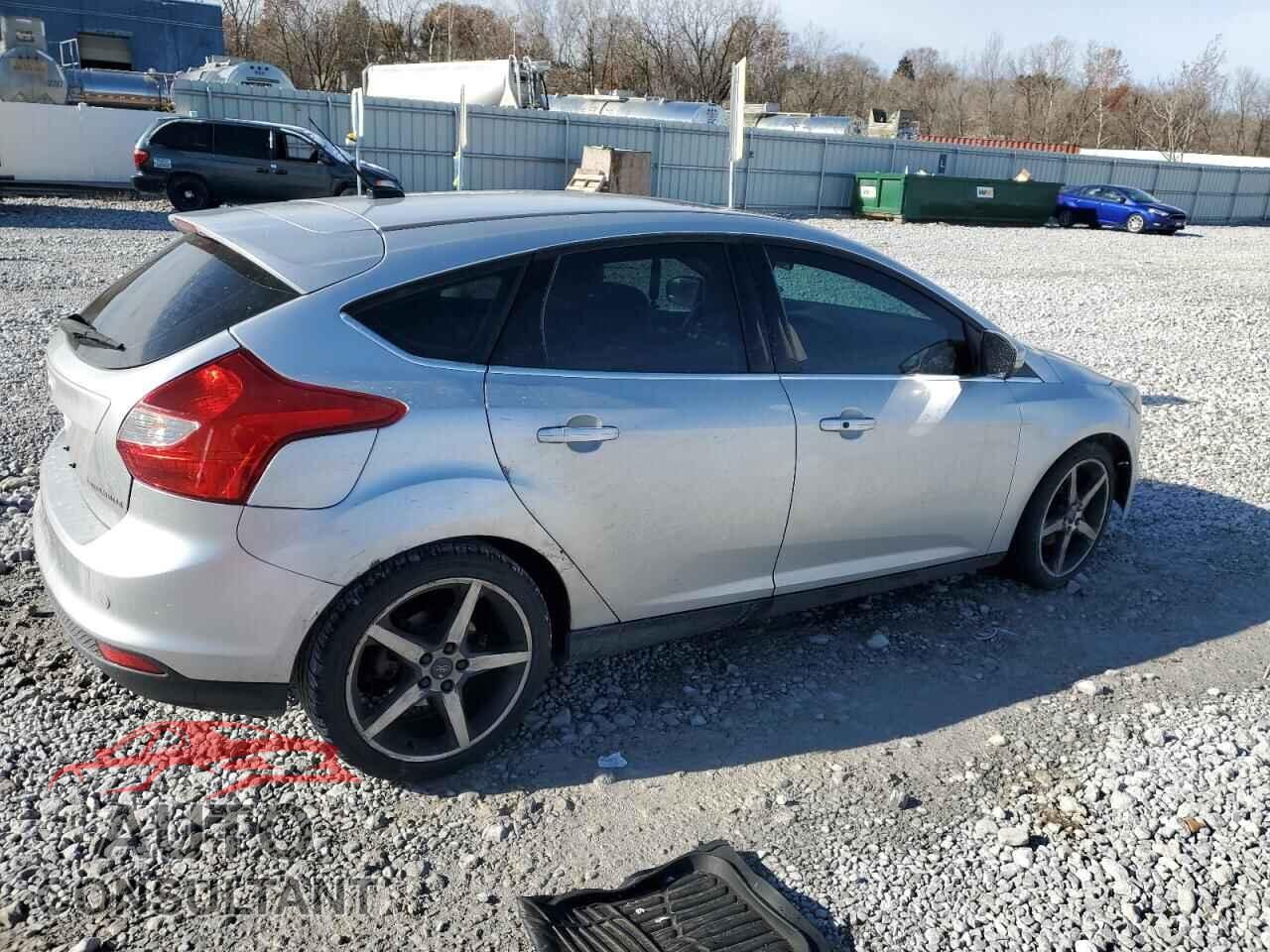 FORD FOCUS 2013 - 1FADP3N29DL324132