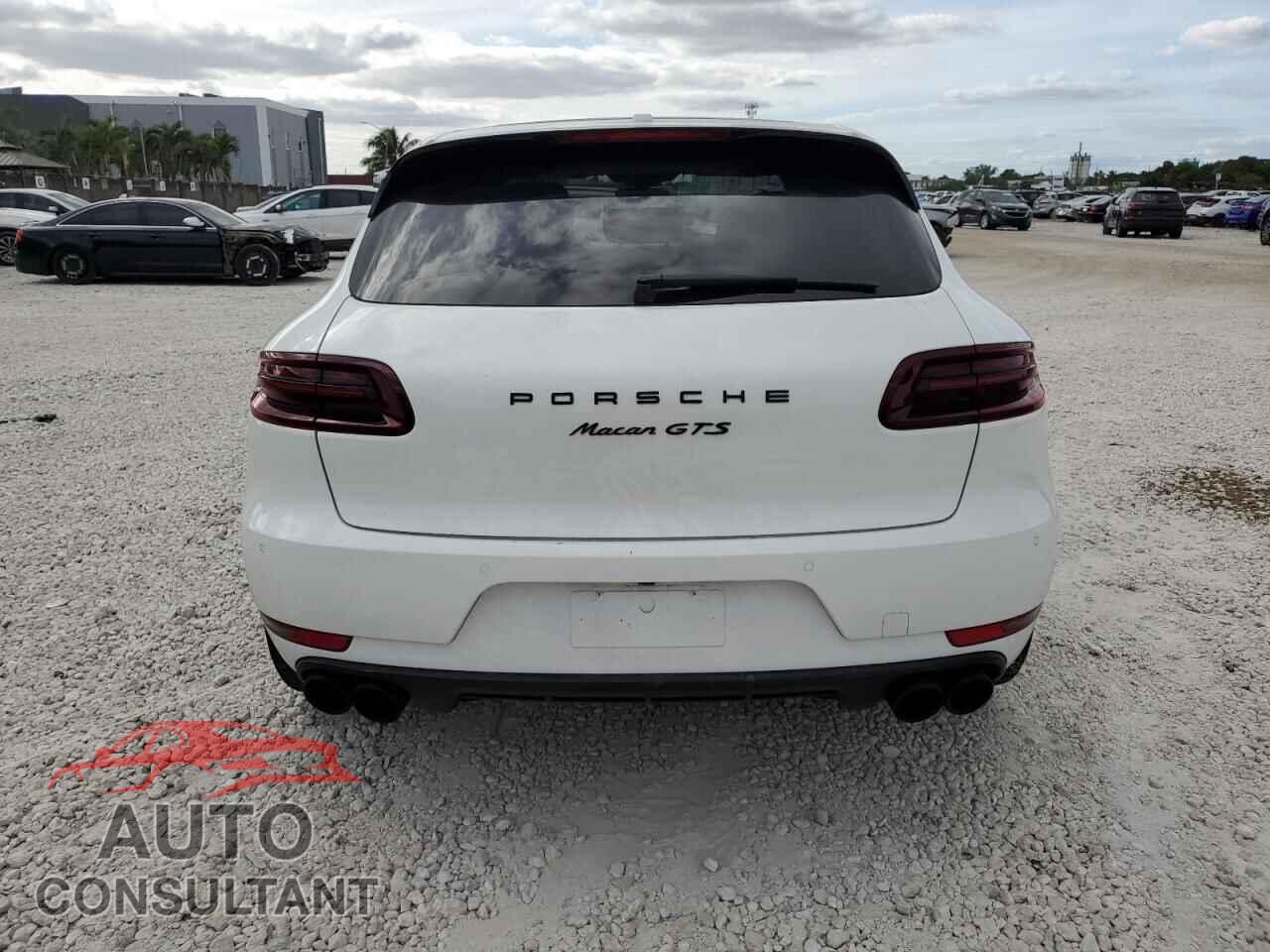 PORSCHE MACAN 2018 - WP1AG2A51JLB64376