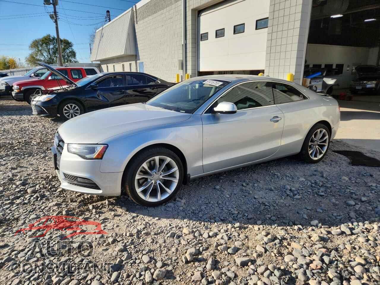 AUDI A5 2014 - WAULFAFR2EA034141
