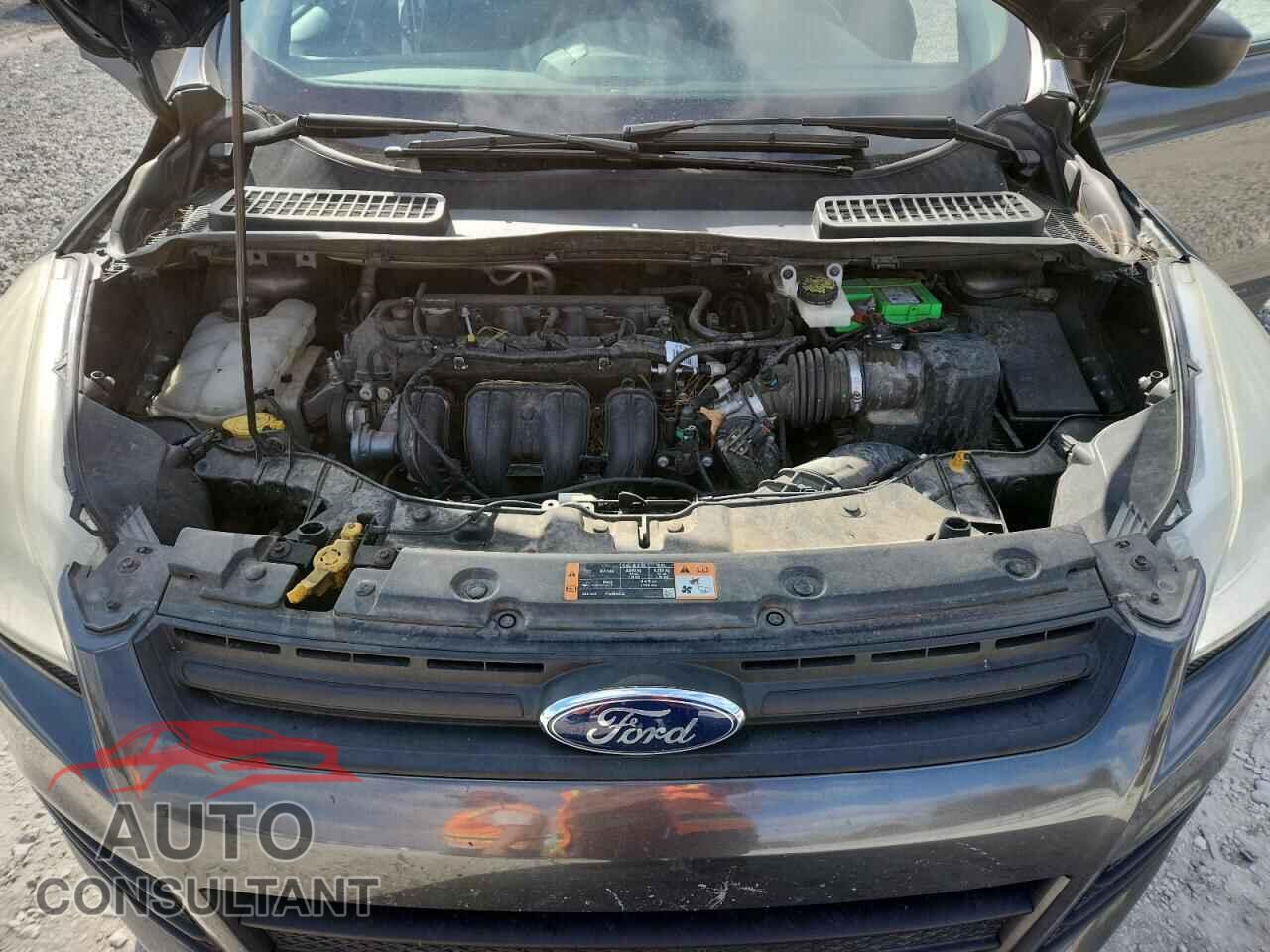 FORD ESCAPE 2015 - 1FMCU0F78FUA57761