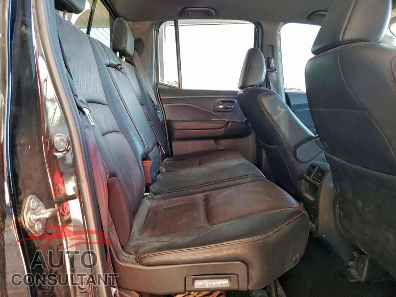 HONDA RIDGELINE 2017 - 5FPYK3F8XHB005206