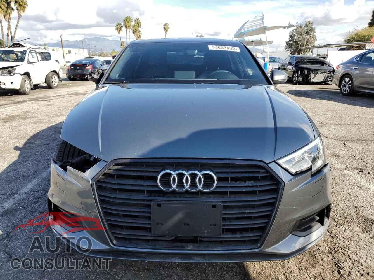 AUDI A3 2019 - WAUAUGFF4KA090938