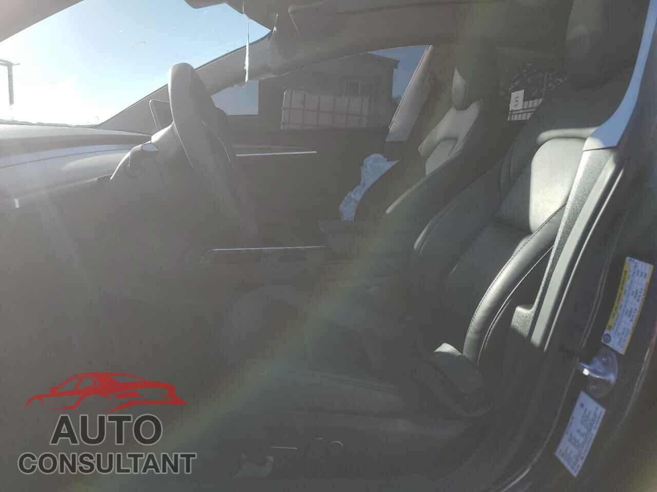 TESLA MODEL 3 2023 - 5YJ3E1EA7PF646170