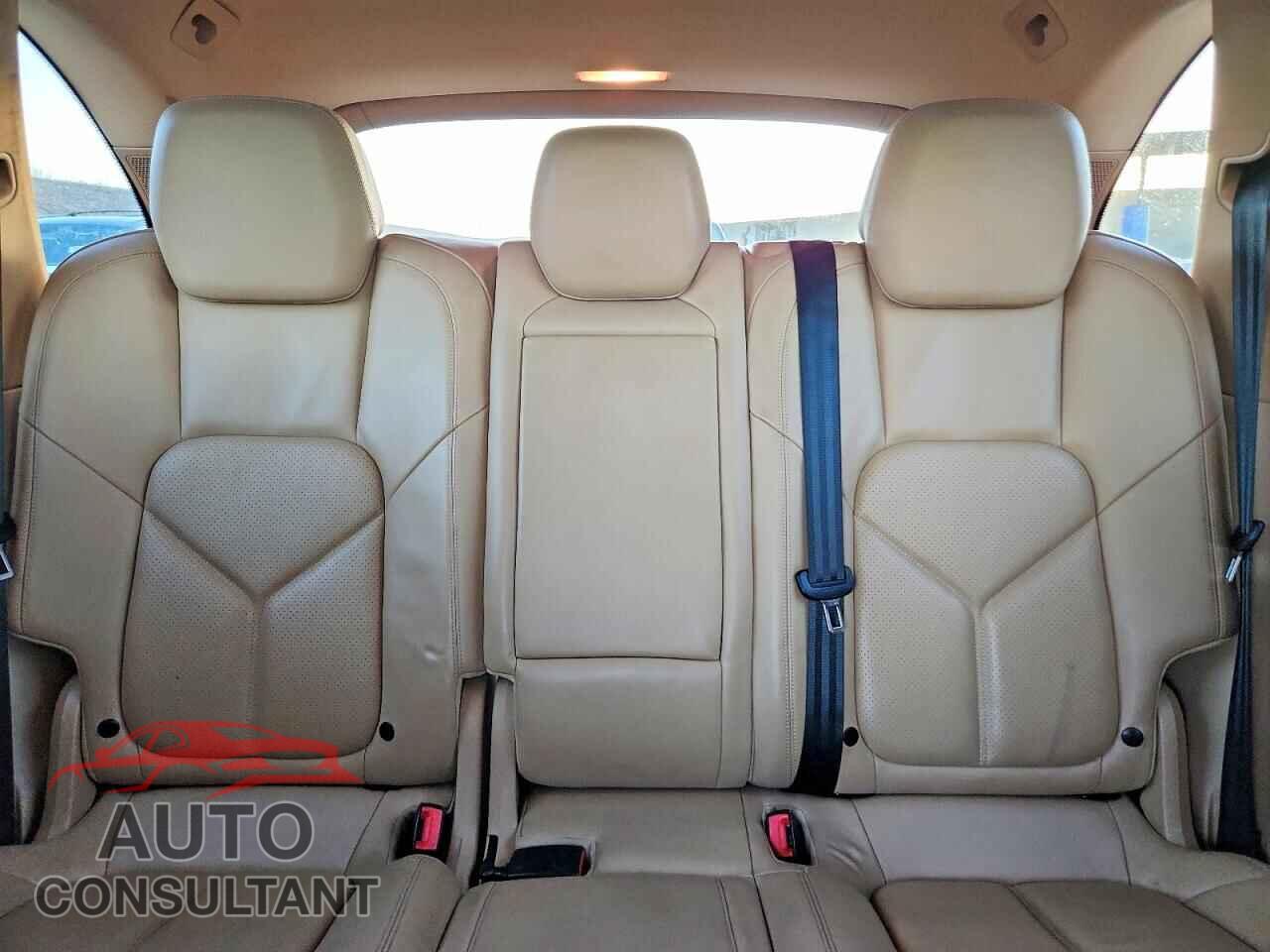PORSCHE CAYENNE 2012 - WP1AE2A25CLA90118