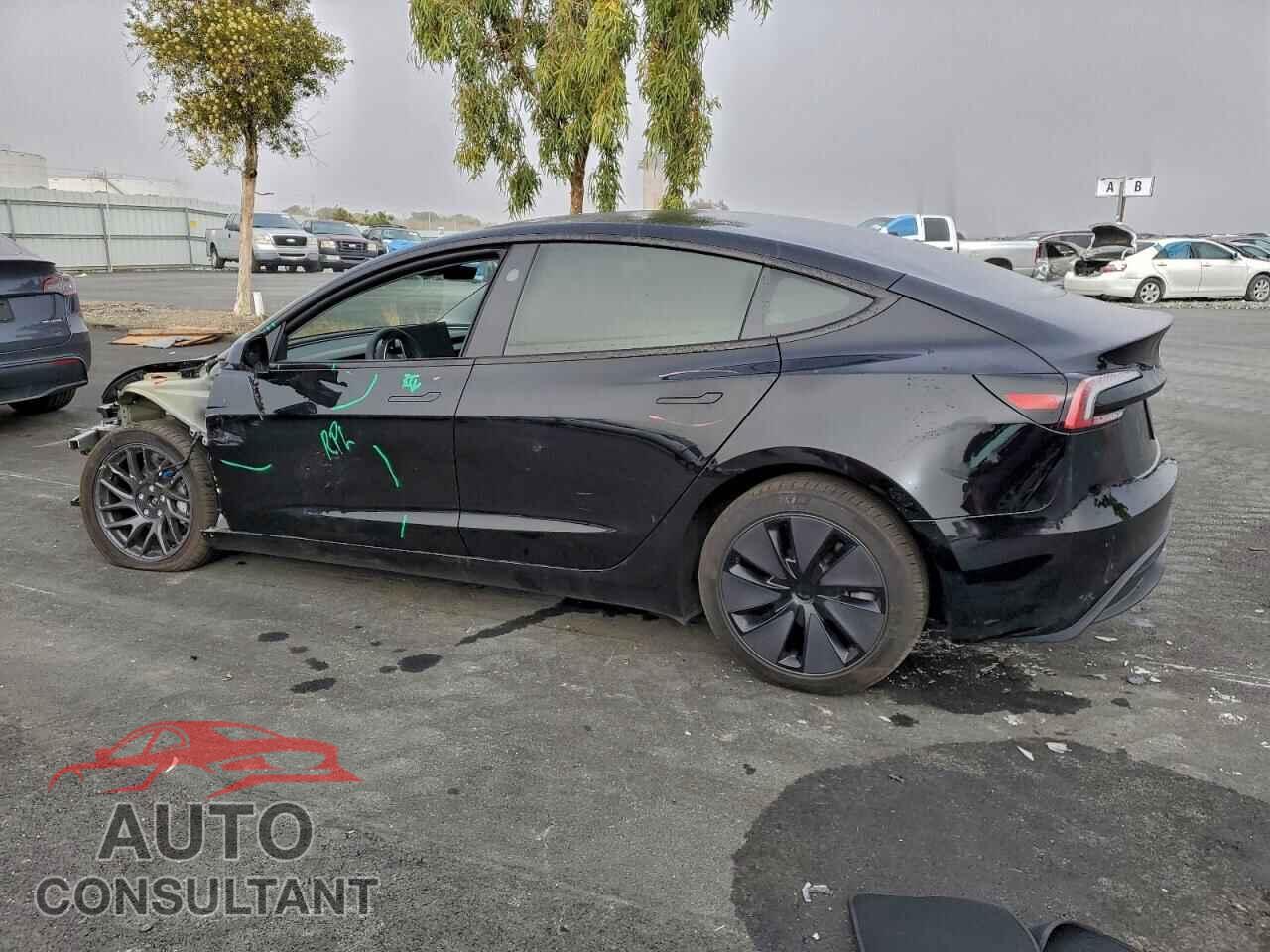 TESLA MODEL 3 2024 - 5YJ3E1EBXRF796785