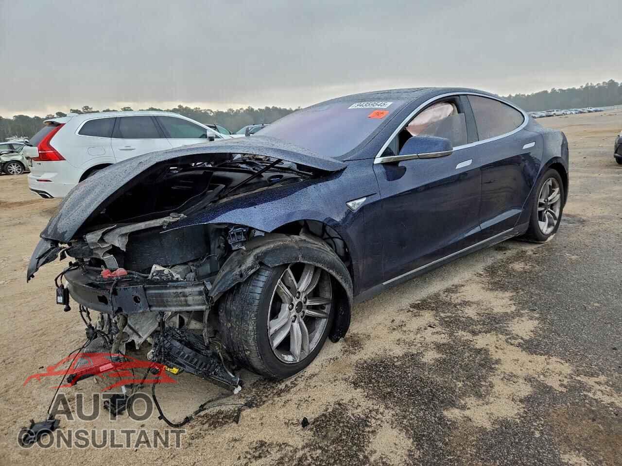 TESLA MODEL S 2014 - 5YJSA1S15EFP65103
