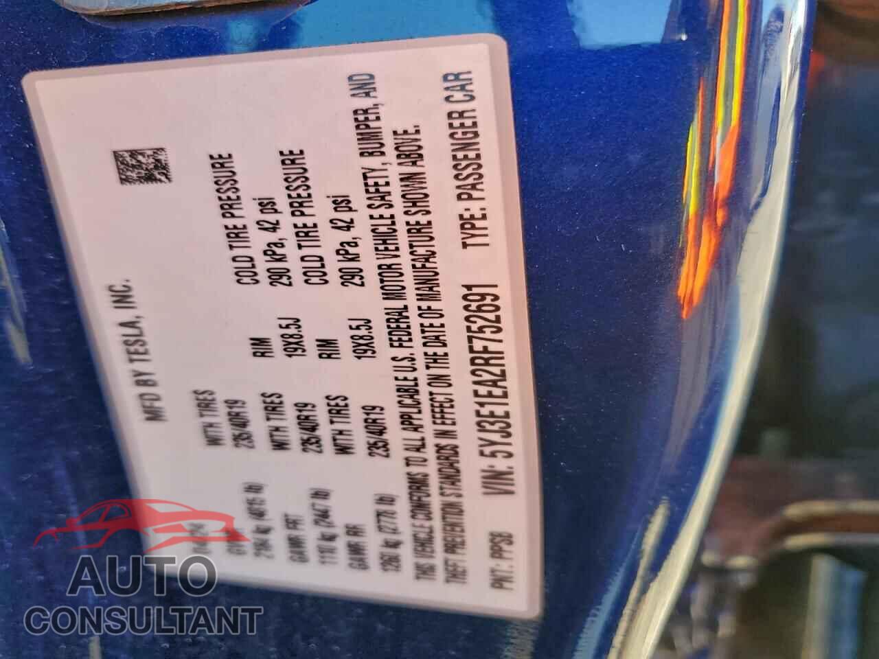 TESLA MODEL 3 2024 - 5YJ3E1EA2RF752691