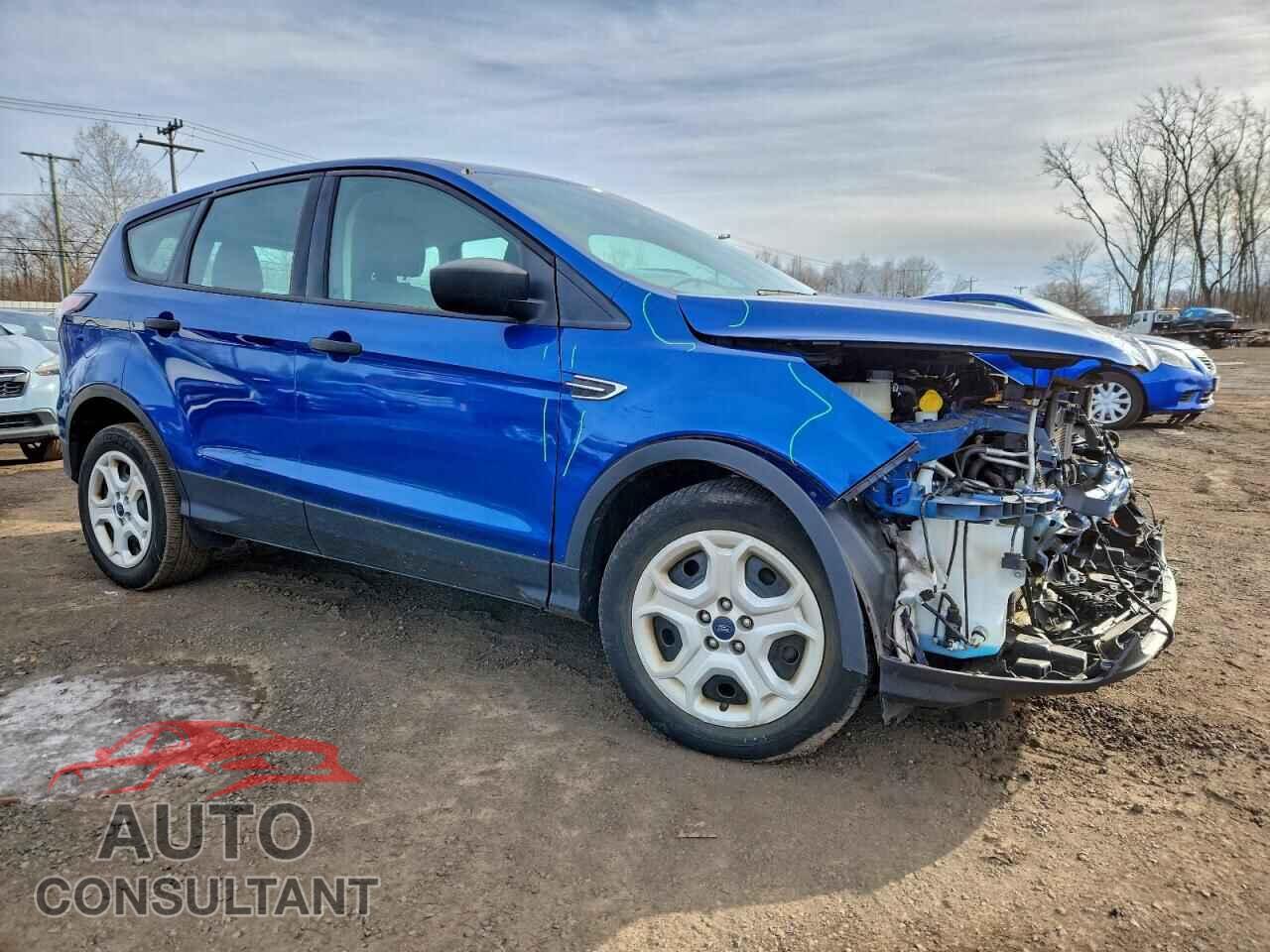 FORD ESCAPE 2017 - 1FMCU0F75HUC16948
