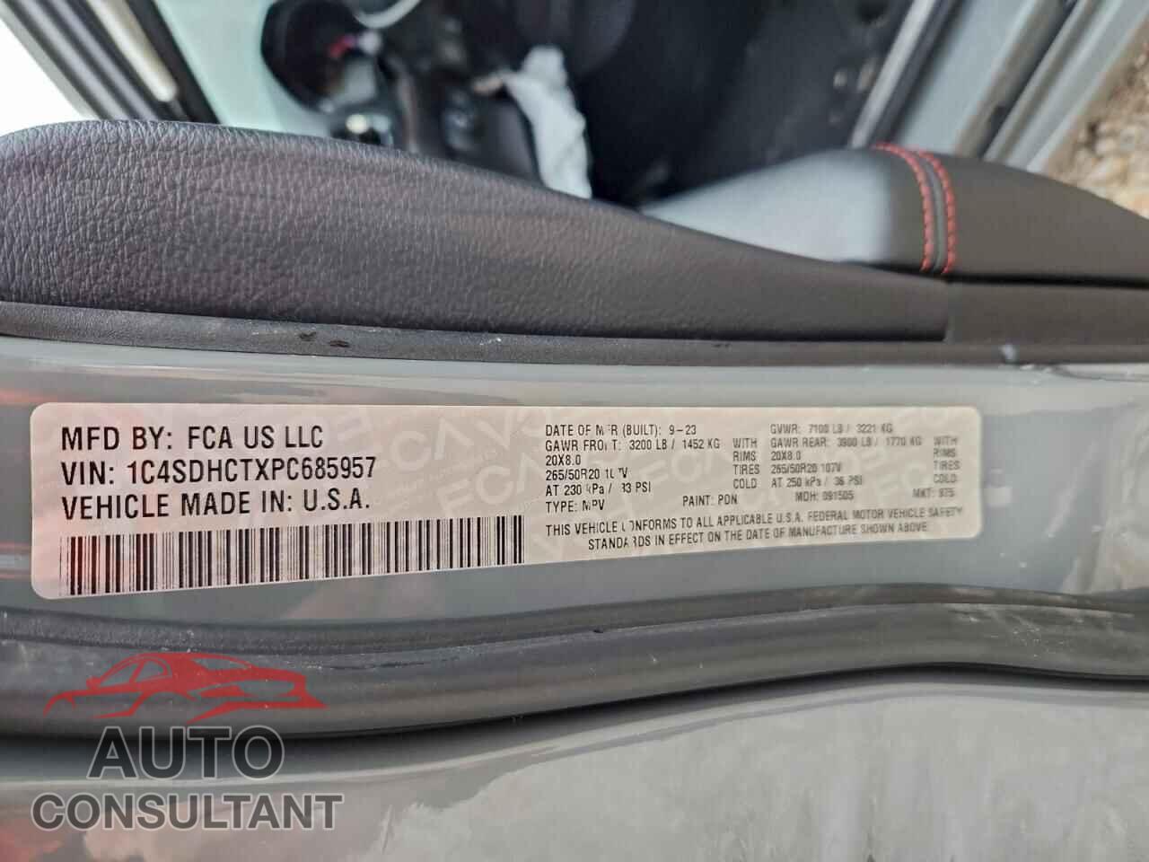 DODGE DURANGO 2023 - 1C4SDHCTXPC685957