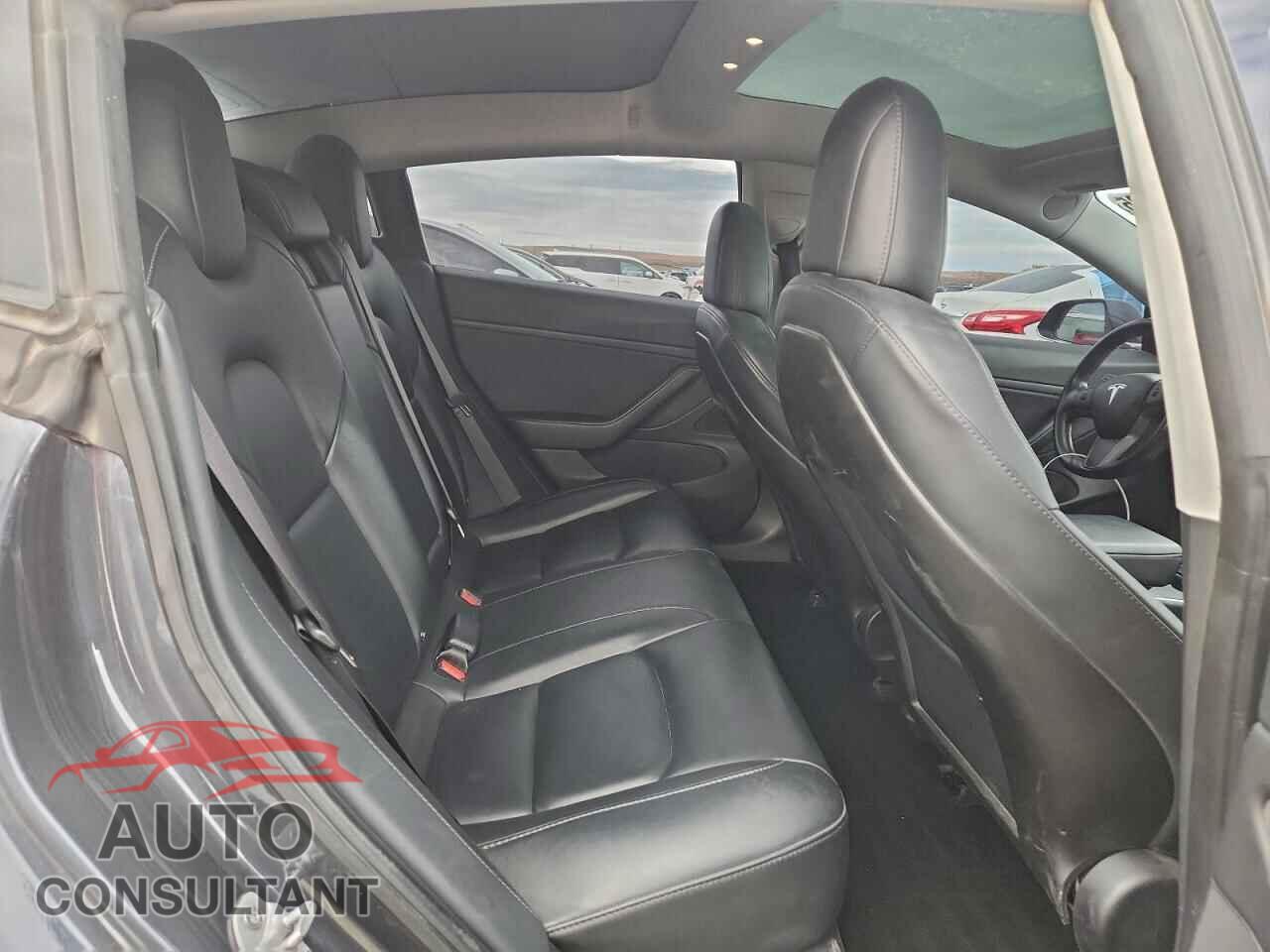 TESLA MODEL 3 2018 - 5YJ3E1EB9JF128450