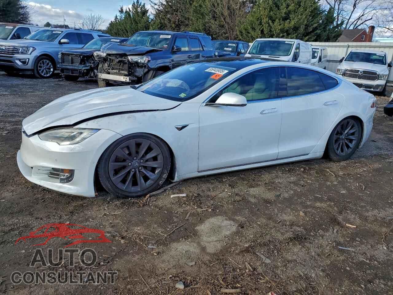 TESLA MODEL S 2018 - 5YJSA1E25JF287845