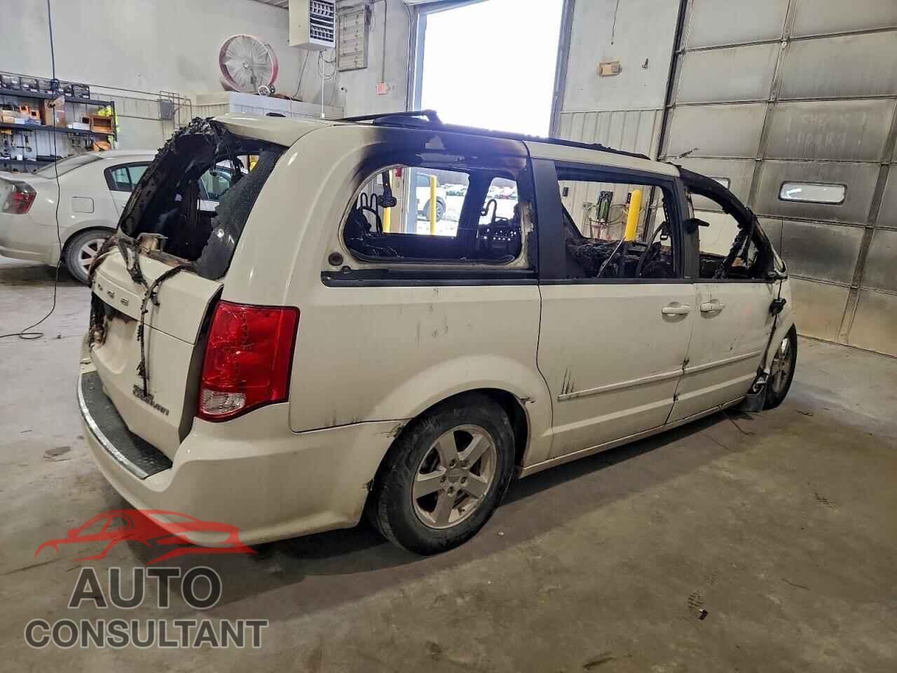 DODGE CARAVAN 2011 - 2D4RN3DG1BR709128