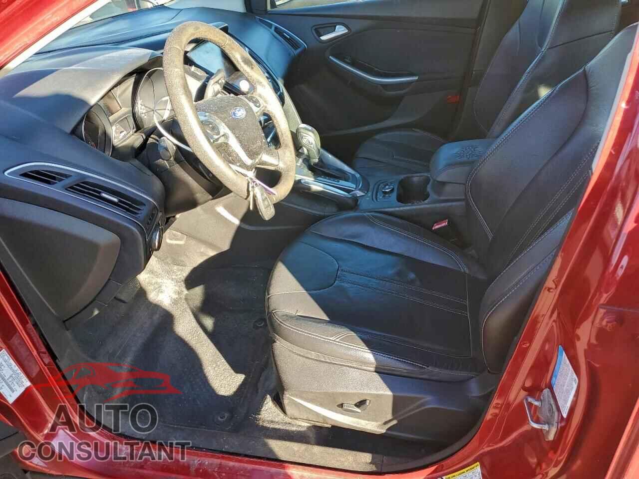 FORD FOCUS 2012 - 1FAHP3J23CL241768
