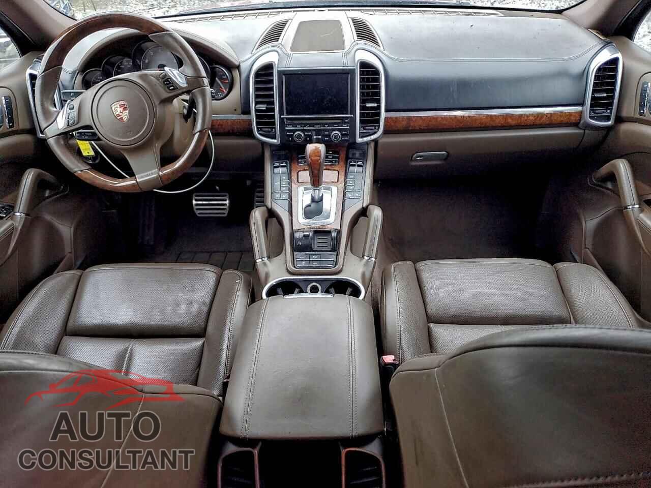 PORSCHE CAYENNE 2011 - WP1AB2A21BLA43658