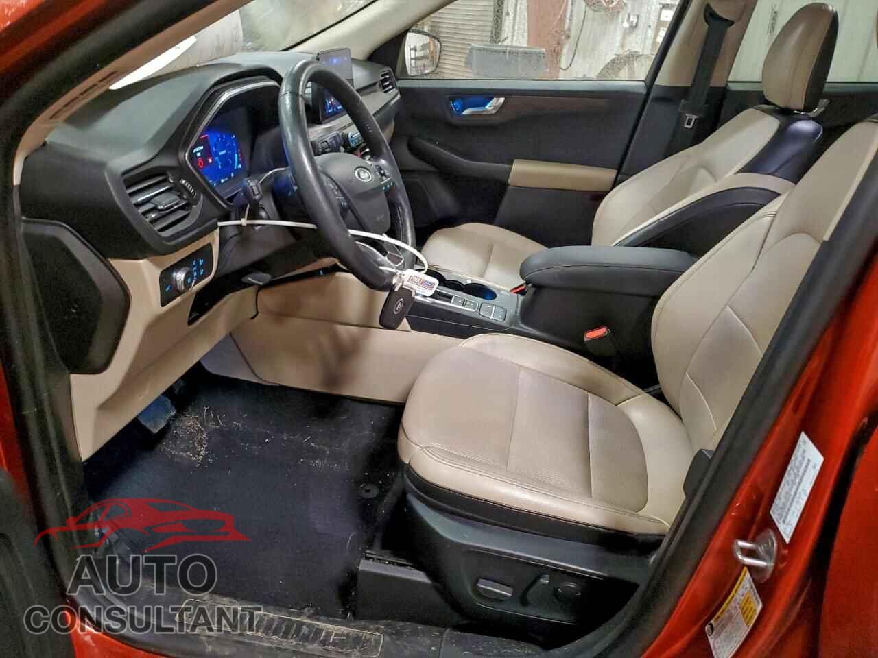 FORD ESCAPE 2020 - 1FMCU9J93LUA52444