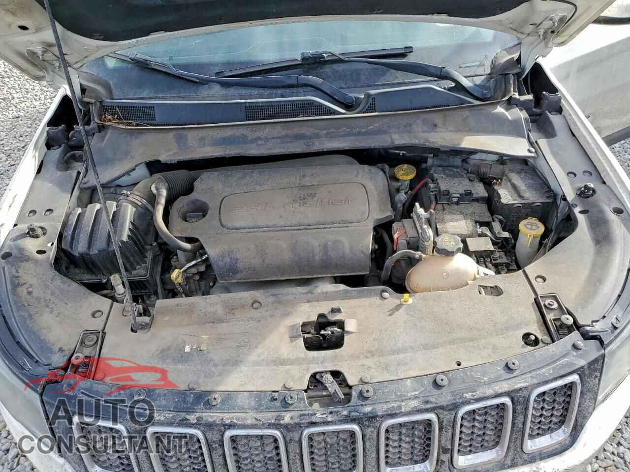 JEEP COMPASS 2018 - 3C4NJDBB8JT131481